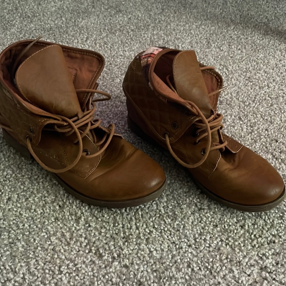 Snow Boots